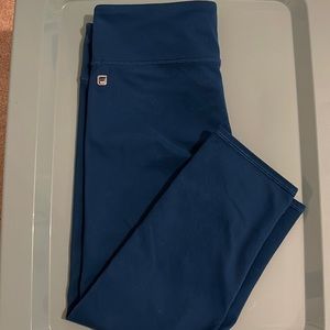 Fabletics blue cropped leggings